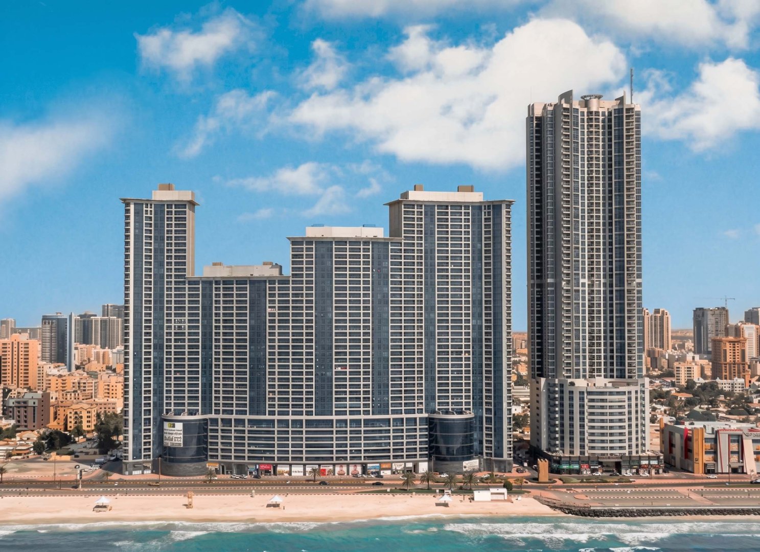 Luxury 2BR Sea View Apartment in Mawjan Tower